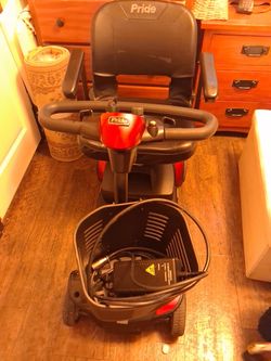 Motor scooter