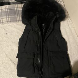 black puffer vest with furr
