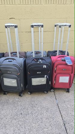hand luggage at 25 each