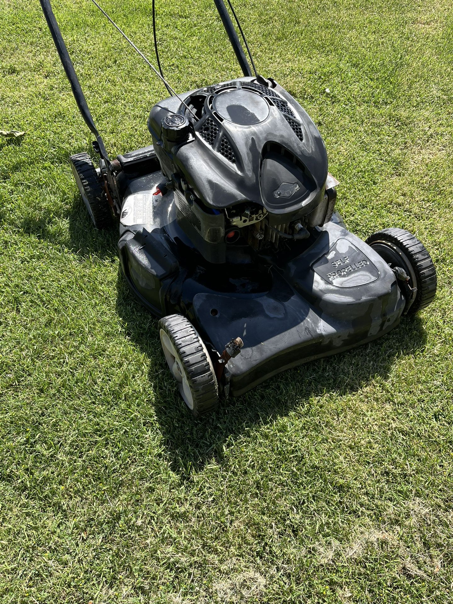190cc Lawn Mower - Runs Good