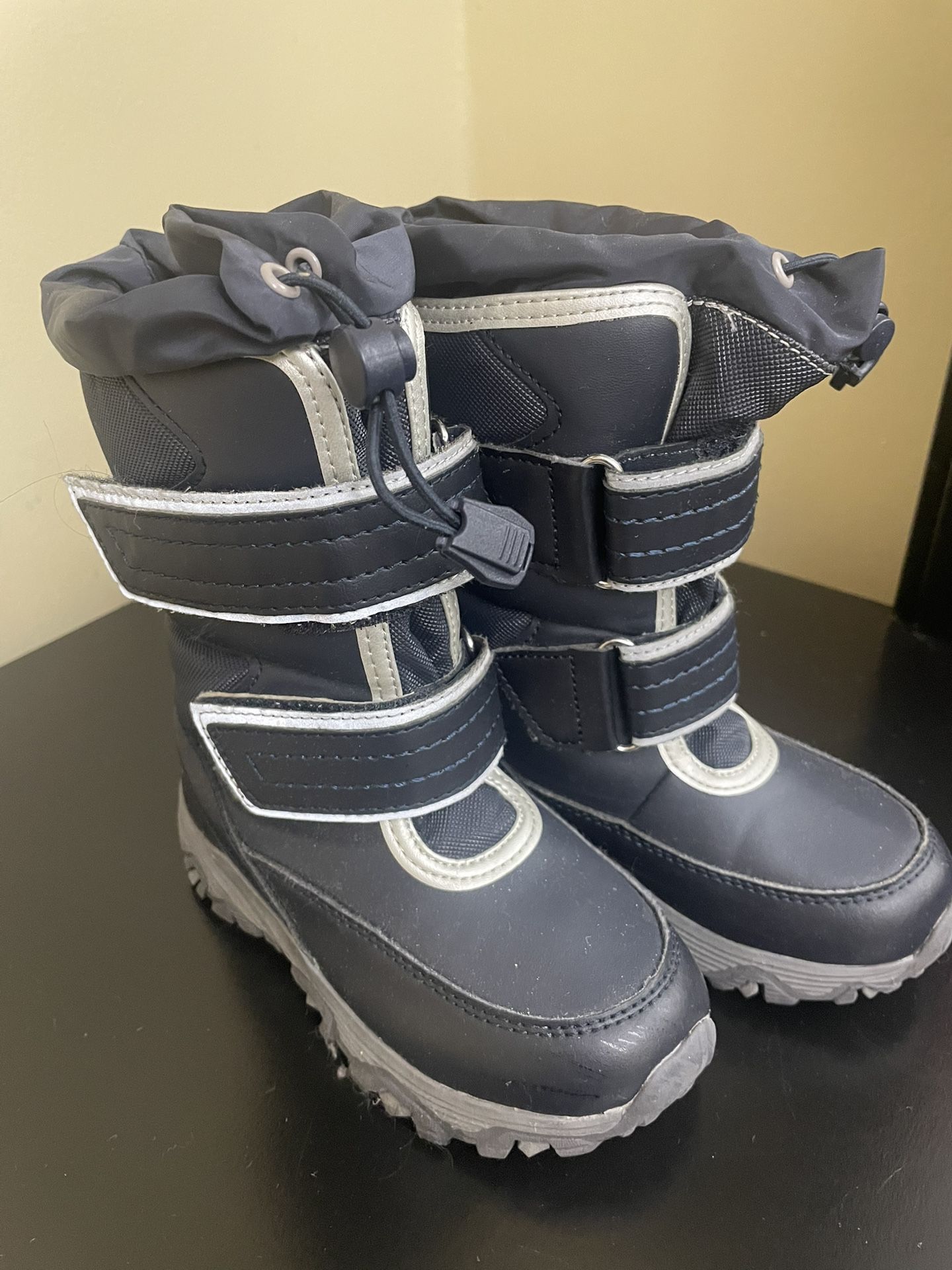 Snow Boots 10c