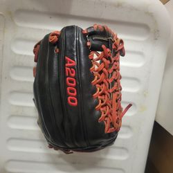 A2000 Wilson Glove