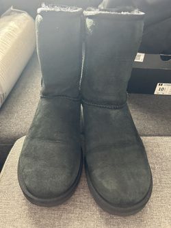Size 8 Short Uggs 