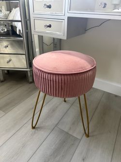 Pink Velvet Vanity Stool