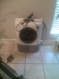 Hessaire MC18m Portable Evaporativecooler