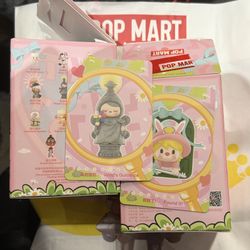 Pop Mart Finding Mokoko Pucky & Sweet Bean