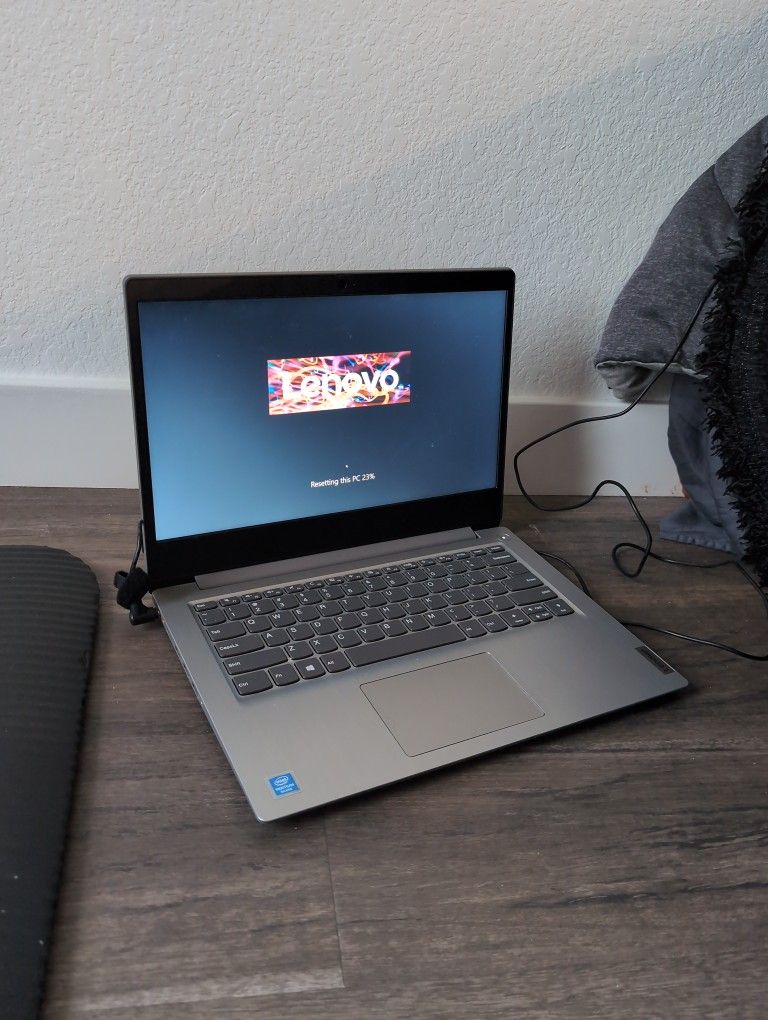 Lenovo IdeaPad 3 Laptop (15 in Display, 4GB RAM)