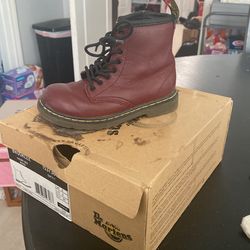 Kids Dr Martens Boots