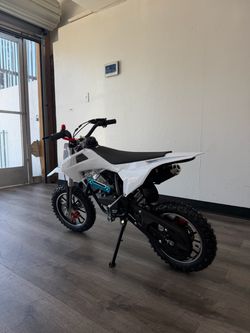 Brand new mini dirtbike