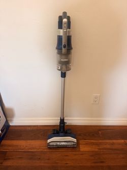 Missing cord Eureka RapidClean Pro Cordless Stick Vacuum (Model NEC180) - Works Great Alternative options: * Eureka RapidClean Pro Lightweight Cordle
