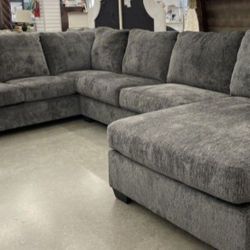 ‼️Smoke Sectional Oversized Ashley Brand New ‼️