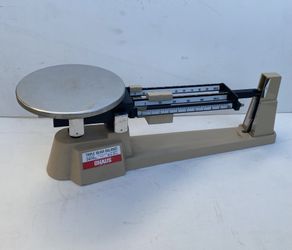 Vintage Ohaus Triple Beam Balance Scale 2610g 5lb 2oz 700 Series