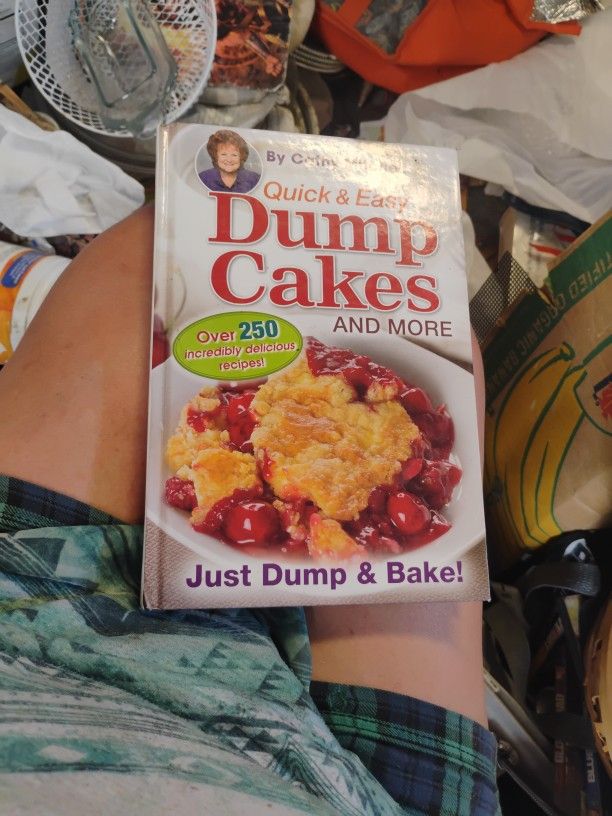 Quick And Easy Dump Cakes And More Cookbook