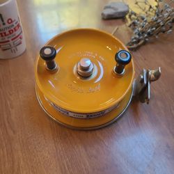 Charles Alvey And Son Light Surf Fishing Reel 