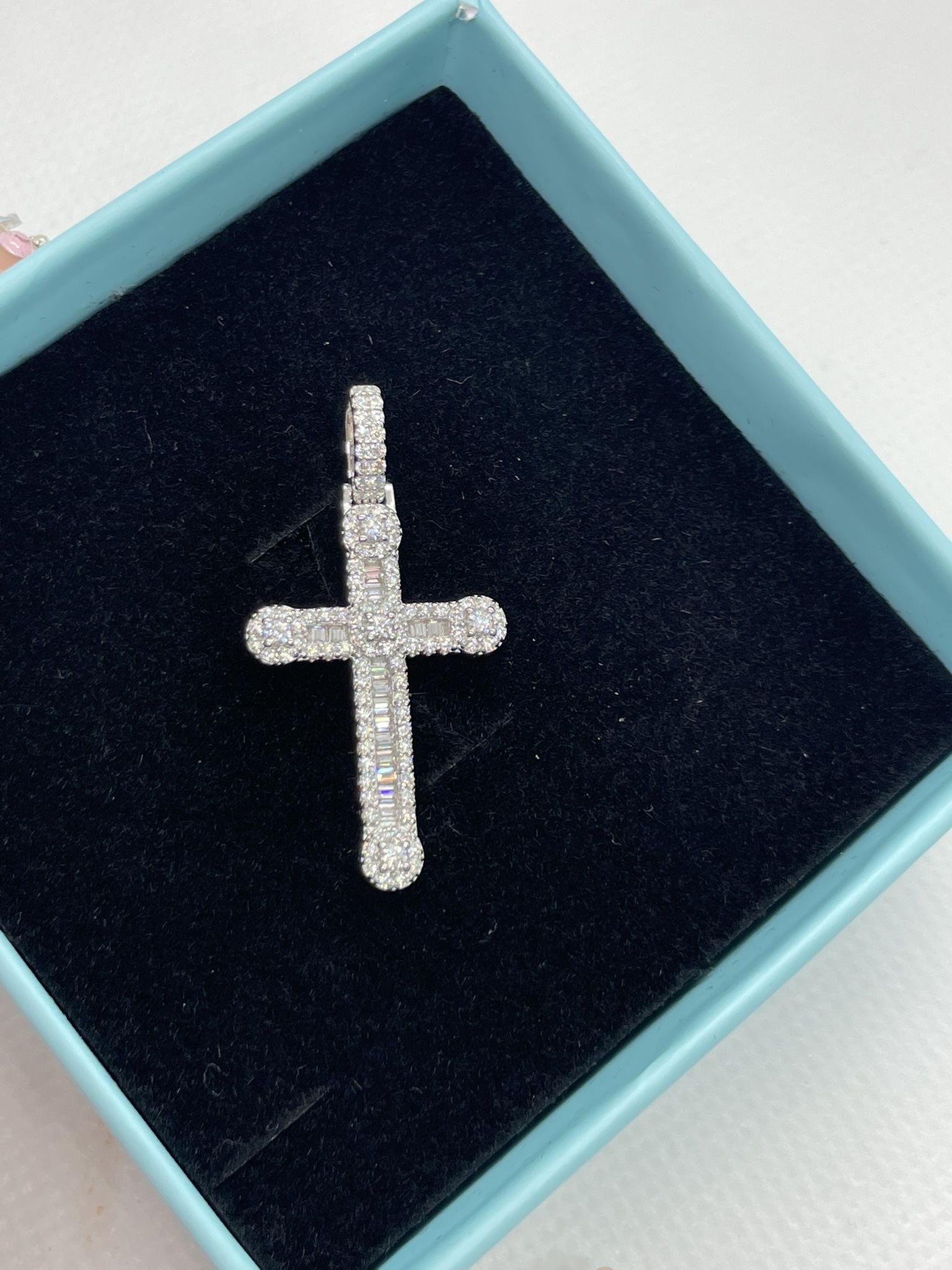 Cross Pendant - Moissanite Diamonds & 925 Silver