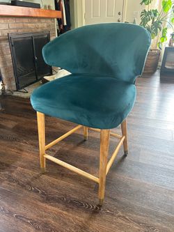 Tall Velvet Chair/Bar Stool