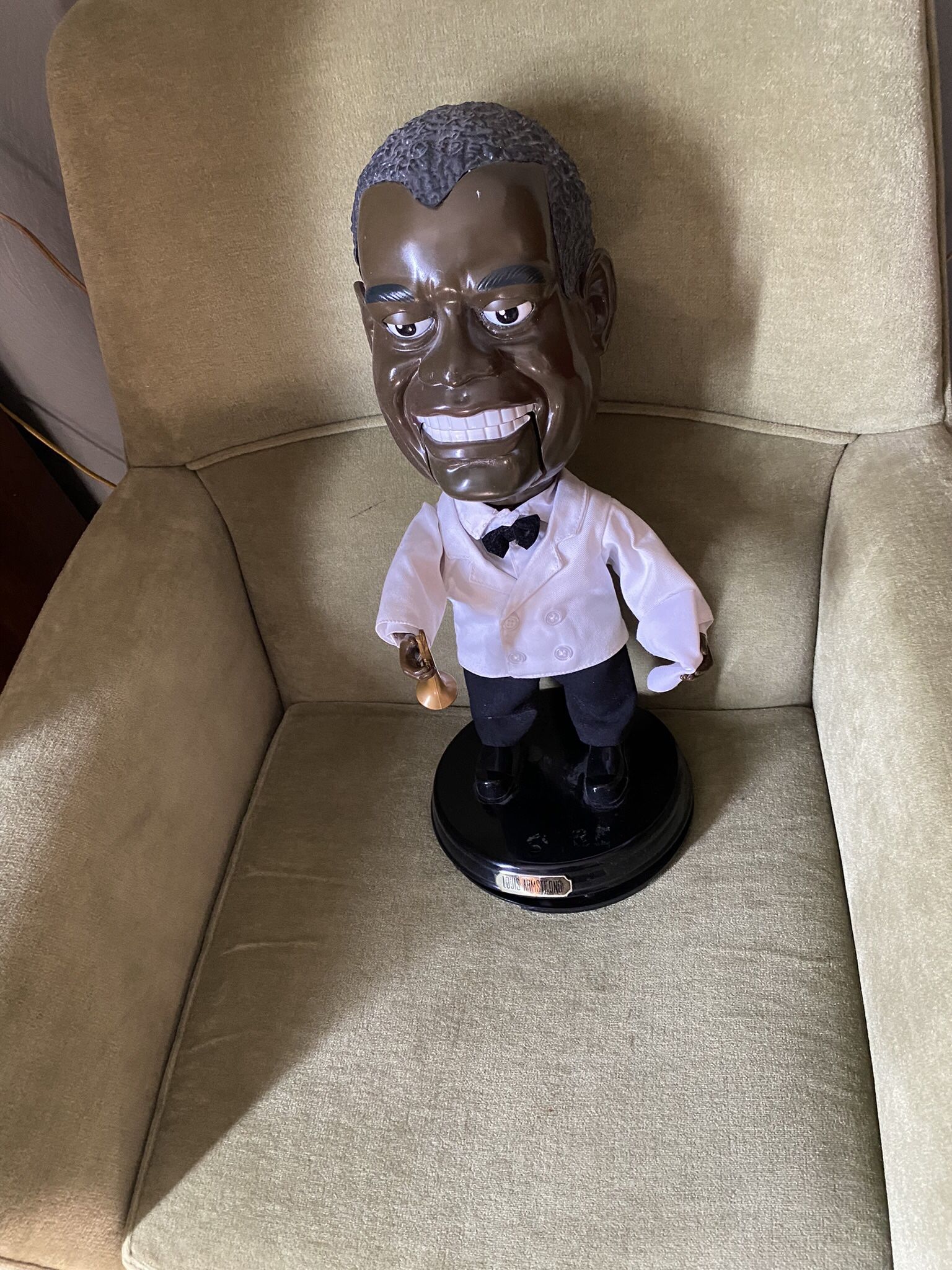 Really Cool and Collectable Louis Armstrong Animated Singing Figure