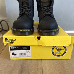 Dr. Martens Hynine St Size 13 Boot