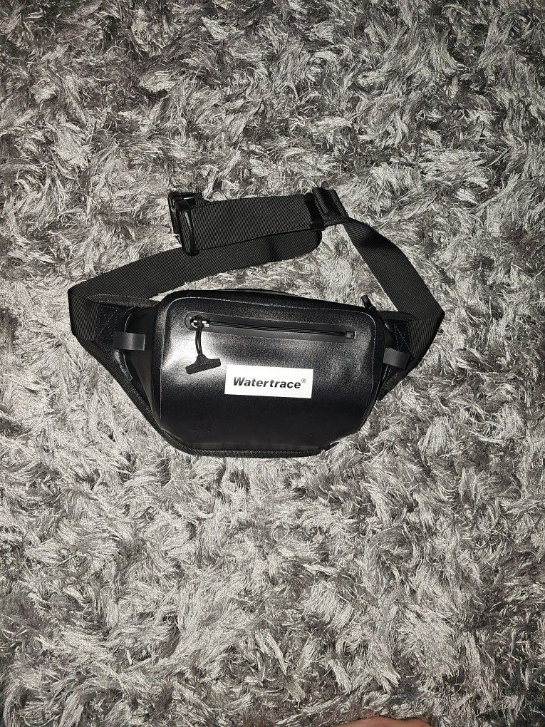 Watertrace Waist Bag