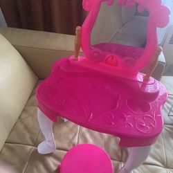 Huge Lot Of Toys For Girls P/up Sheepshead Bay Brooklyn NY 