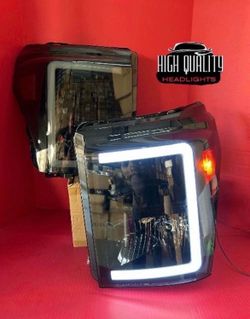 Ford F250  2011. 2016 headlights open box never been used.