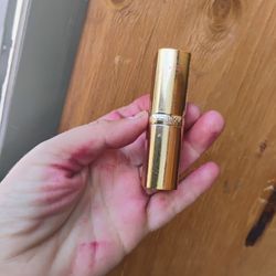 L'Oreal Lipstick 560 Saucy Mauve