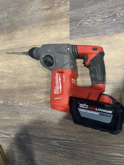 Milwaukee rotary hammer drill. Great shape