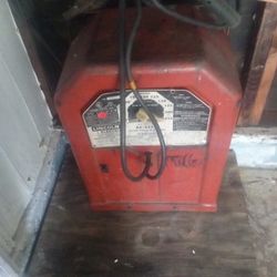 LINCOLN ELECTRIC WELDER