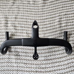 Pinarello most talon ultra light.Size 90×42.With computer mount