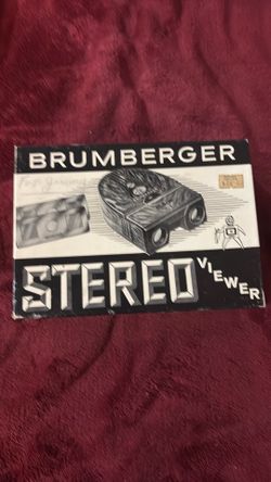 Vintage 1950s Bromberger realist format, fake light stereo viewer