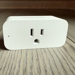Amazon Smart Plug Works With Alexa