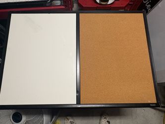 Quartet combination whiteboard + cork bulletin board.