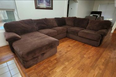 Beautiful Ashley Furniture Sectional Sofa Like new!