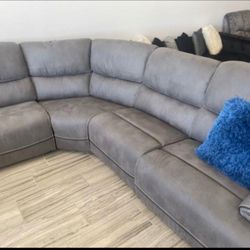  SECTIONAL RECLINING SOFA WITH THREE RECLINERS!!! TEXT 30777 TO 22462 FOR $50 DOWN!!!
