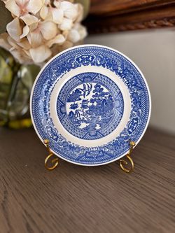 Blue Willow Ceramic Decorative Plate