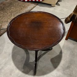 Cute Antique Table 