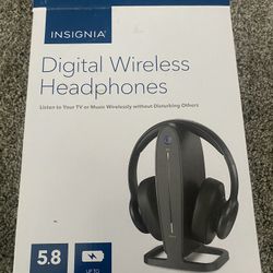 Insignia Digital Wireless Headphones 