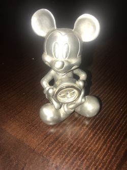 Limited edition Disney Mickey Mouse desk clock