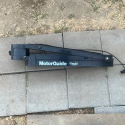 MotorGuide Gator Mount