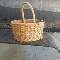 Woven wood Basket 