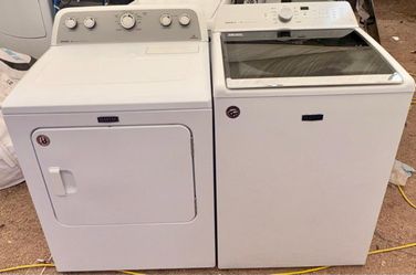 Maytag Bravos Washer and electric Dryer Set