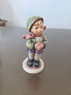 Goebel-Hummel # 421 Goebel Special Edition No. 6 "It's Cold"