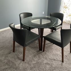 Crate & Barrel Set Table & 4 Chairs