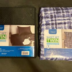 Brand New Twin Sheets 3pc 2 for 10$ Or 6$