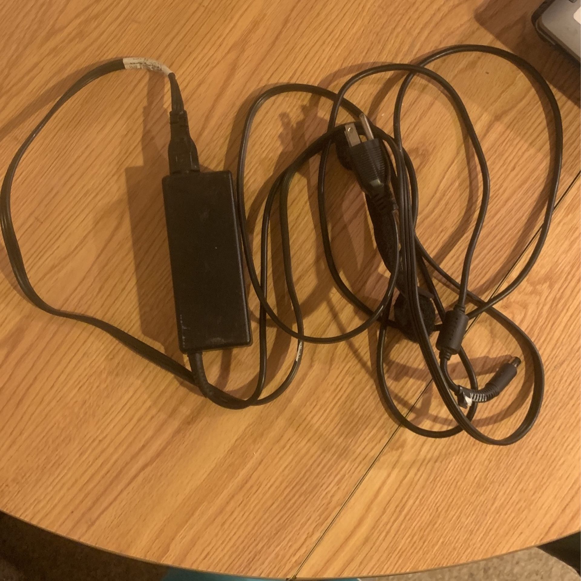 HP Laptop charger