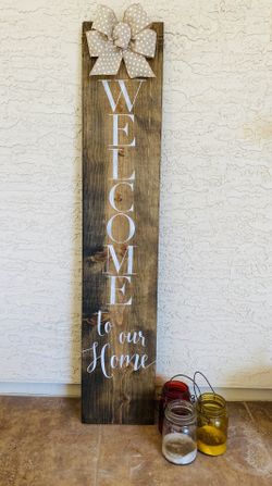 Porch welcome sign