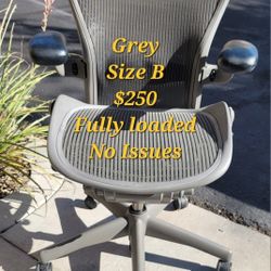 Grey Herman Miller Aeron Office Desk Gaming Chairs 