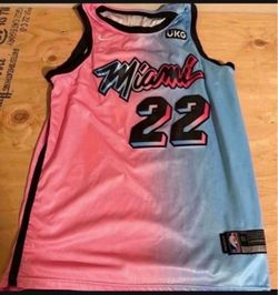 Mens Miami Heat jersey size lrg
