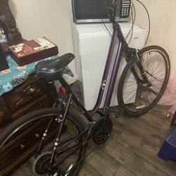 purple bike for sizes 5’4 - 6’4 heafty bike 