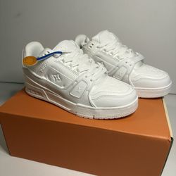 Louis Vuitton LV White Trainer Size 40